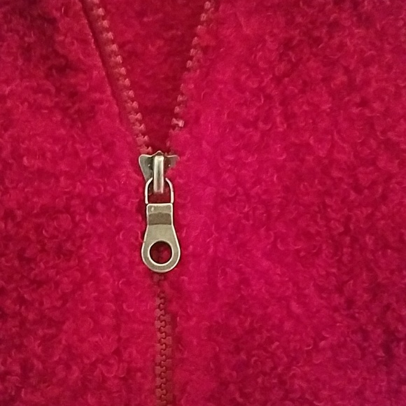 Vest - Picture 2 of 4